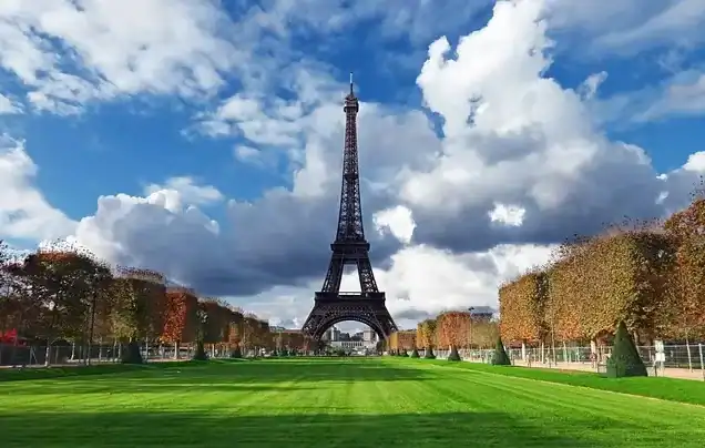 Paris tour experiences by categories