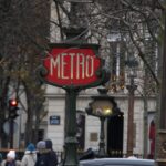 Using the Paris Metro